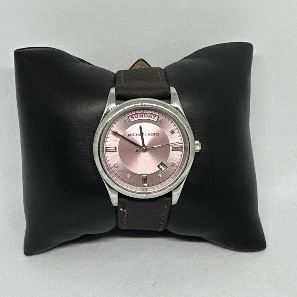 Michael Kors Colette MK6069 Womens Brown Leather Analog Dial Quartz Watch HME595